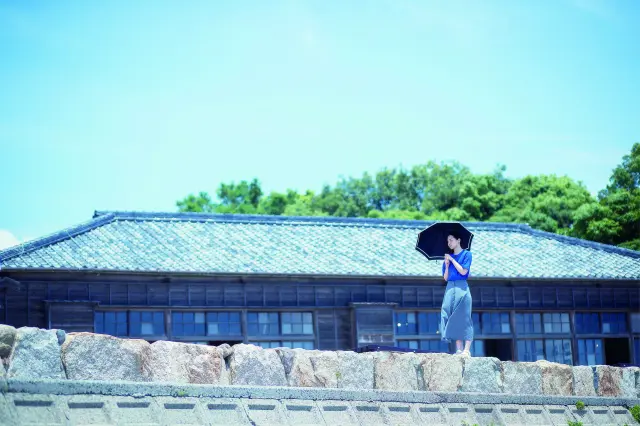 象徵「二十四之瞳電影村」的木造校舍