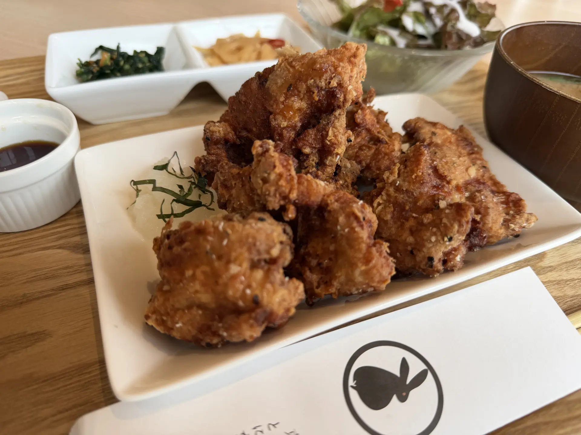大きなからあげがごろっと