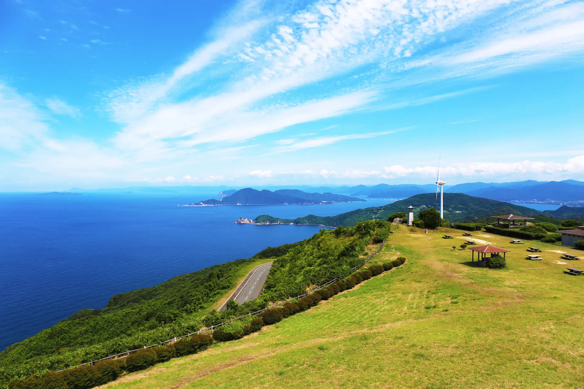 海に囲まれた半島ならではの開放感あふれる景色