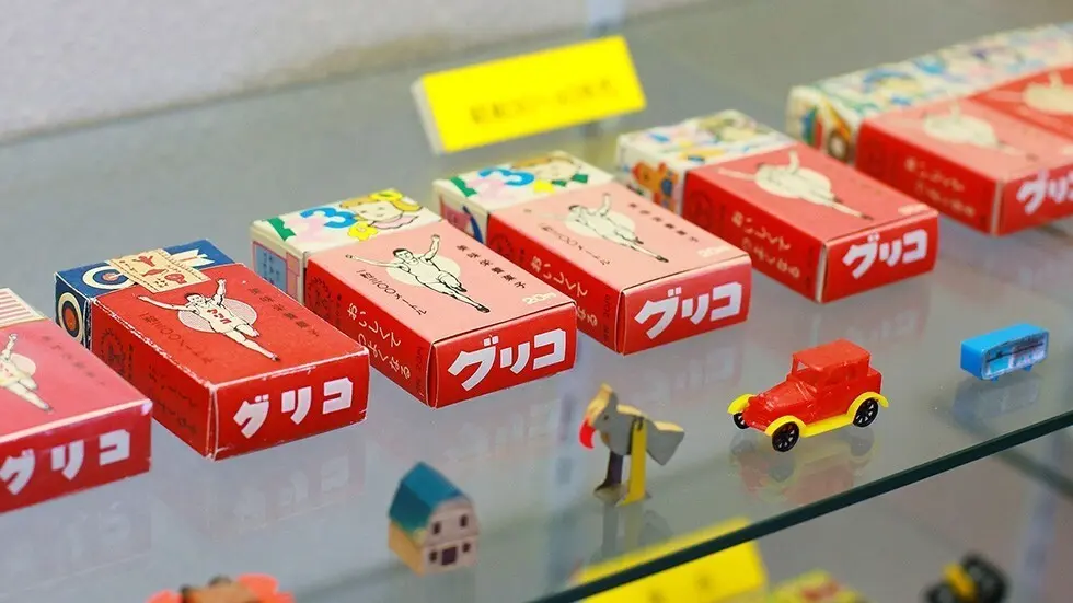 「食べる」と「遊ぶ」が一箱に詰められている