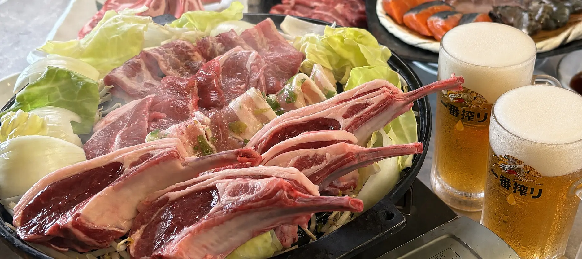 可享受各种生啤酒与不同部位成吉思汗烤肉的搭配