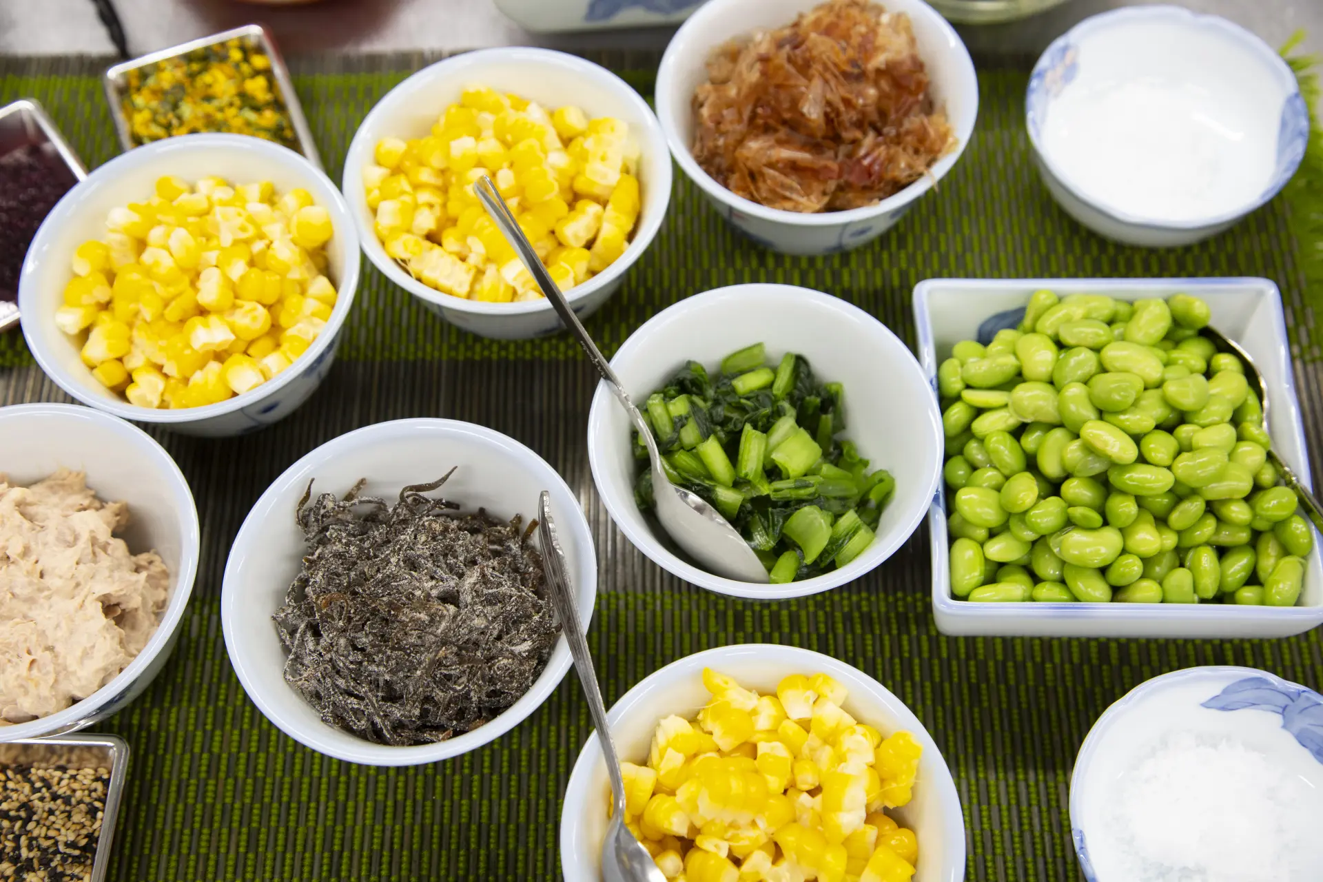野菜は全て東京産を使用、卵も東京産