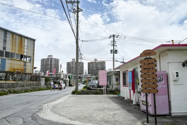 【港川外国人住宅】港川ステイツサイドタウン観光ガイド｜アメリカンな街並みを満喫しよう