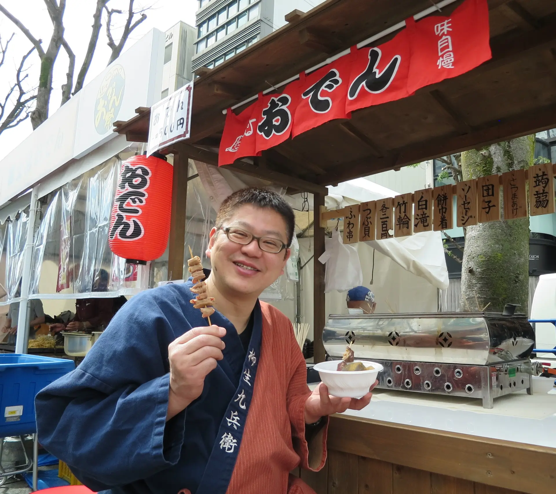 一つのエリアで３〜４店のおでん屋を巡るのが、柳生さんの流儀