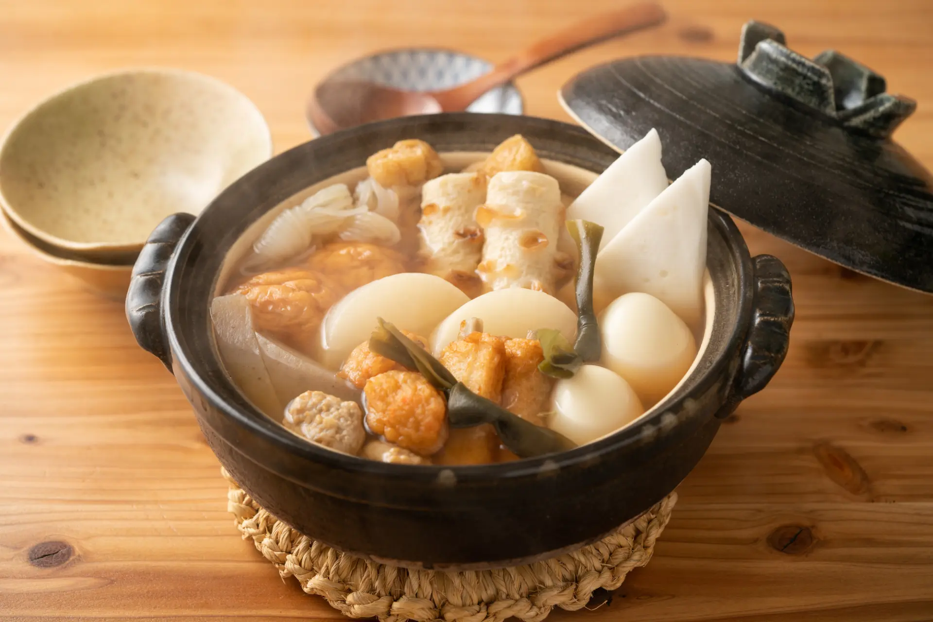 おでんは、家庭でも気軽に食べられる大人気の鍋料理