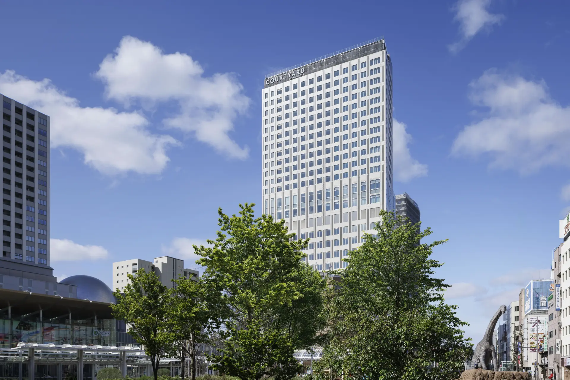 Located a 2-minute walk from the west exit of Fukui Station
