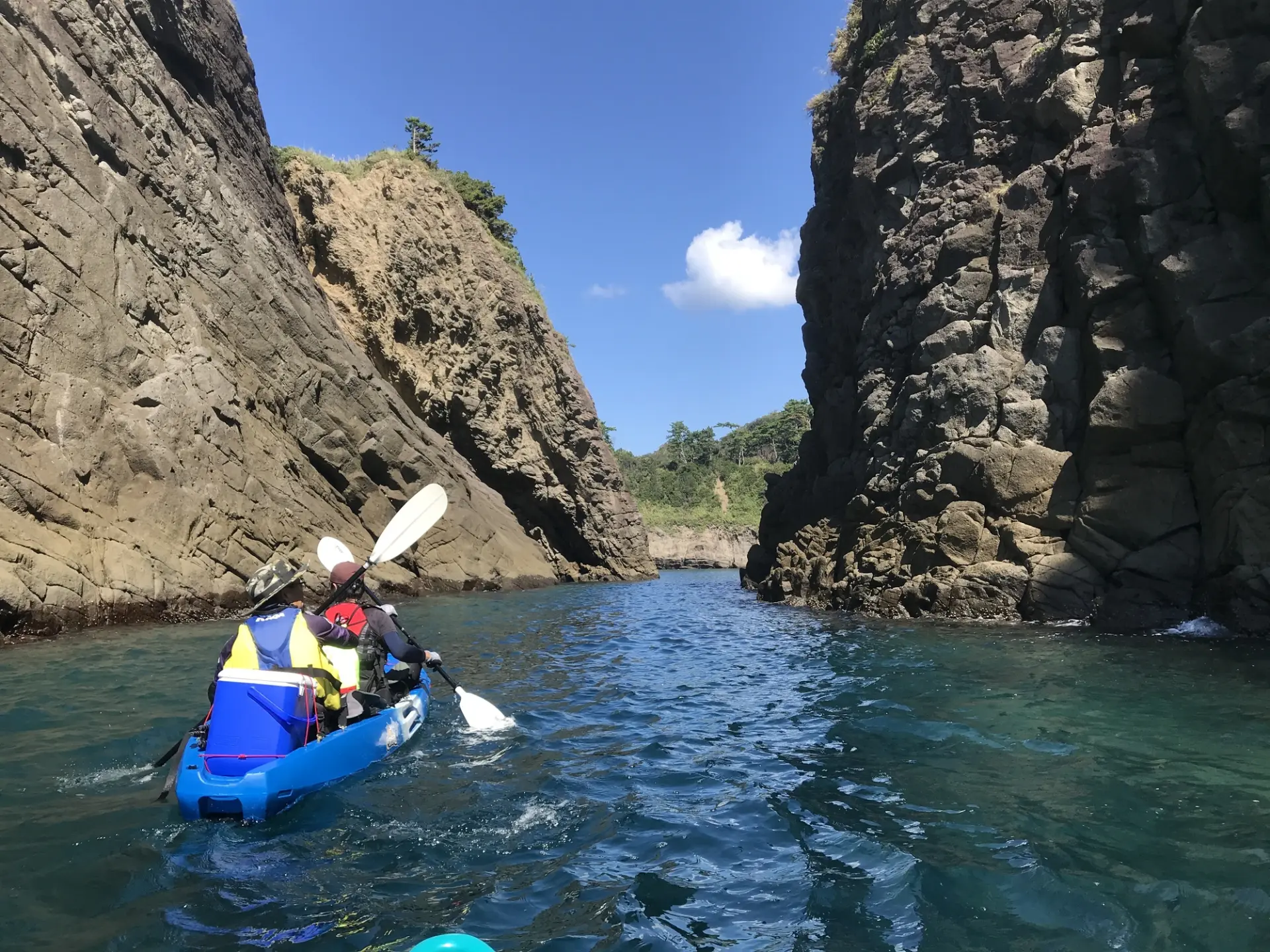 リアス式海岸が続く伊根の自然を満喫