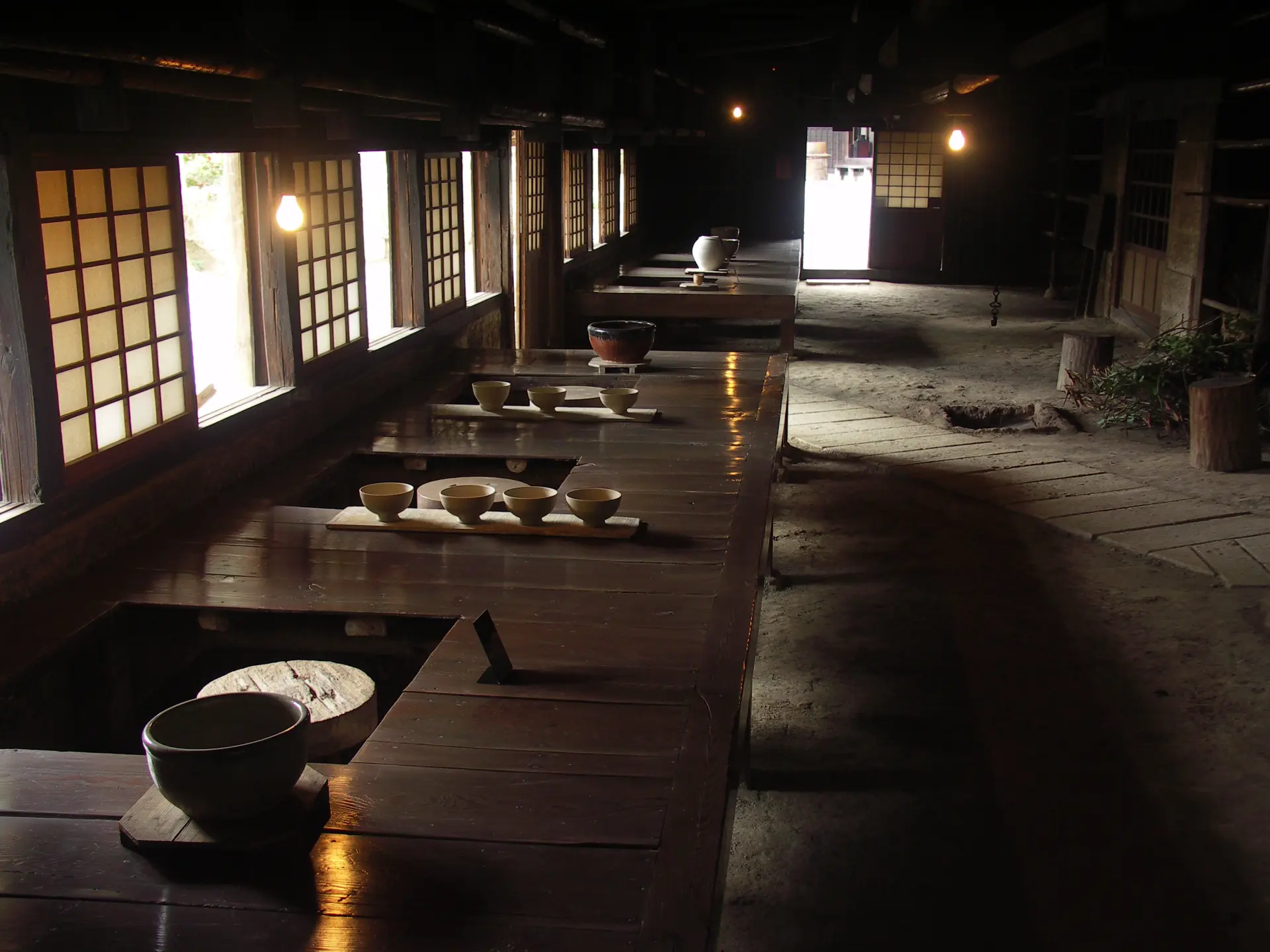 A workshop relocated from a building used for pottery production in the early Meiji period