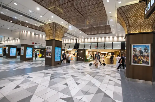 方便於搭乘新幹線前後或轉乘空檔順道一訪