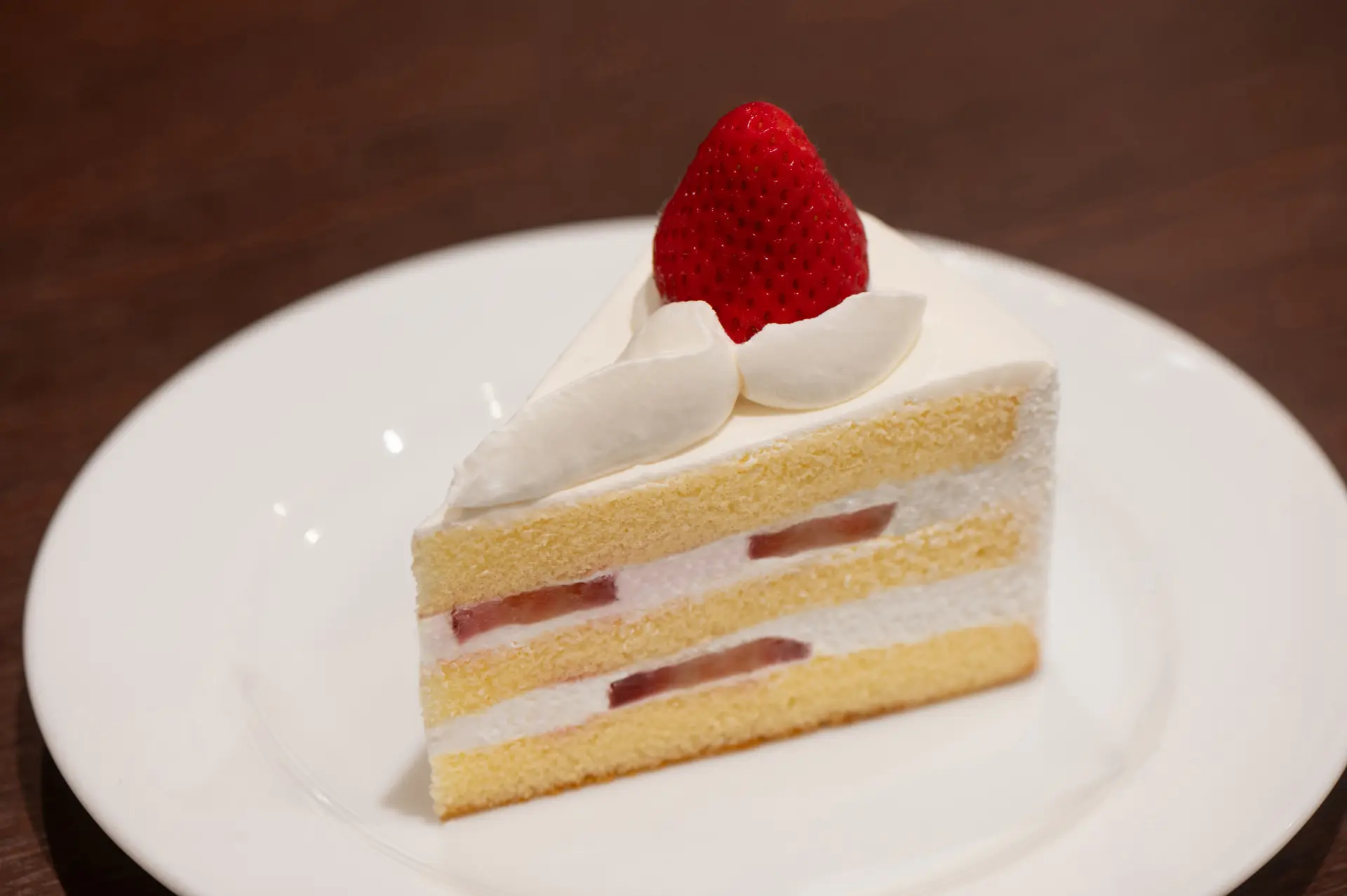 Its elegant appearance is another reason it is so well loved.