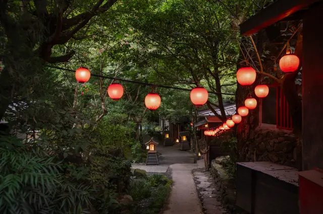 一望无际的山村景致