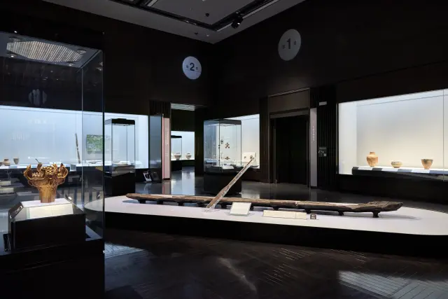 The Cultural Exchange Exhibition Gallery presents the history of cultural interaction between Japan, Asia, and Europe