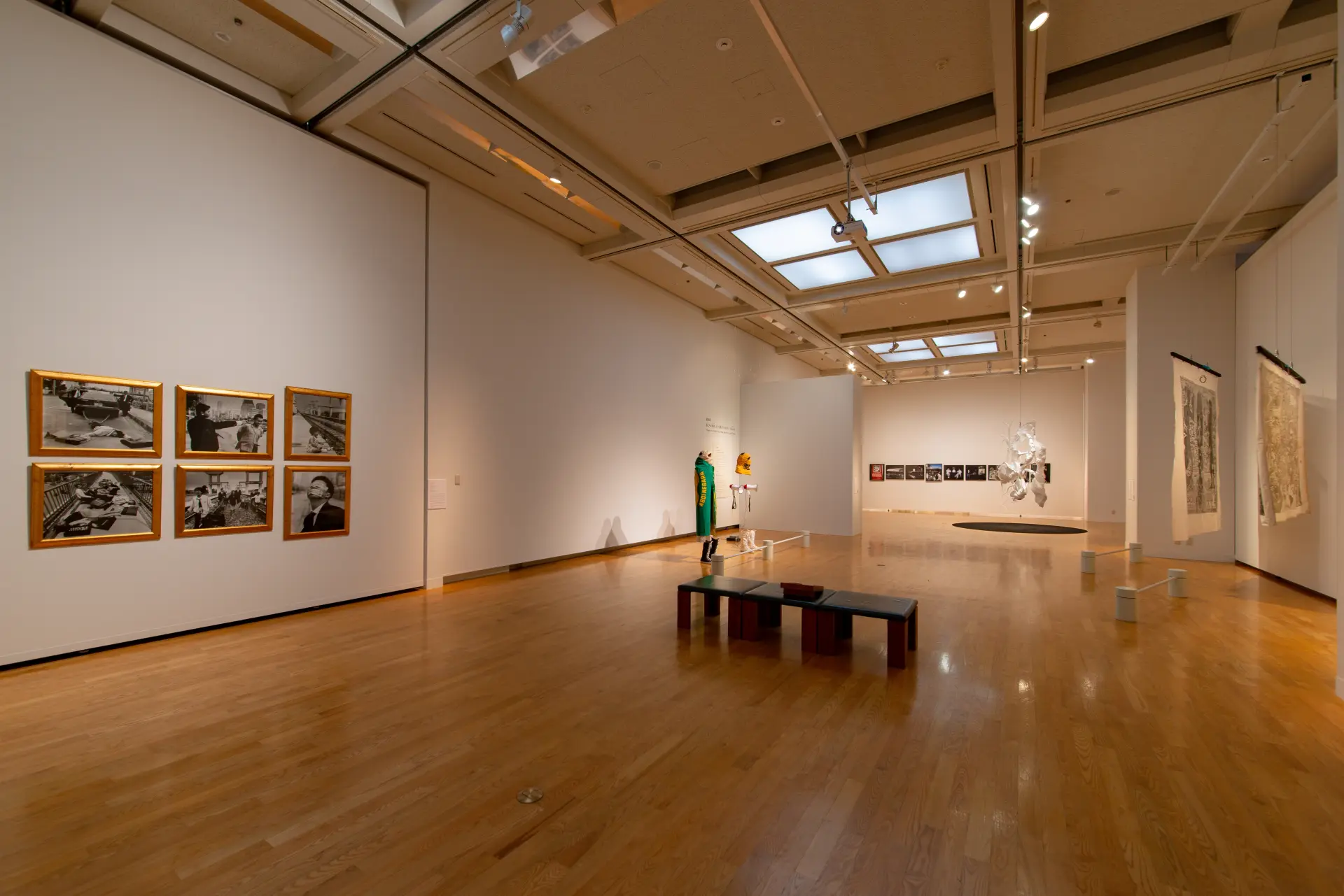 幅広いテーマを取り上げ、定期的に企画展が開かれる展示空間