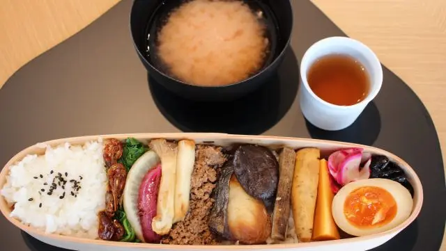 [Closed Down]  SHISEIDO THE TABLES - Ginza
