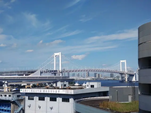 车窗景色（天王洲岛〜单轨电车滨松町）