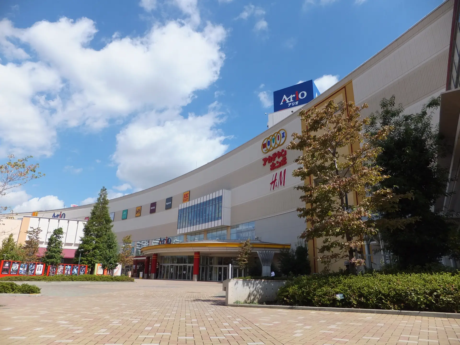活動歴および当時の関連ビジュアル記録