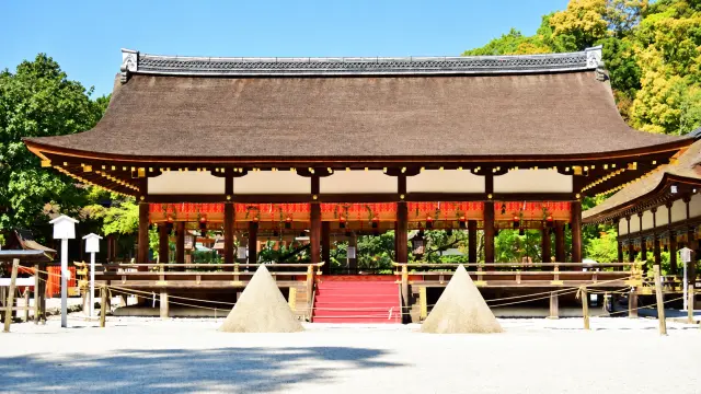 Tatesuna mô phỏng núi Kōyama
