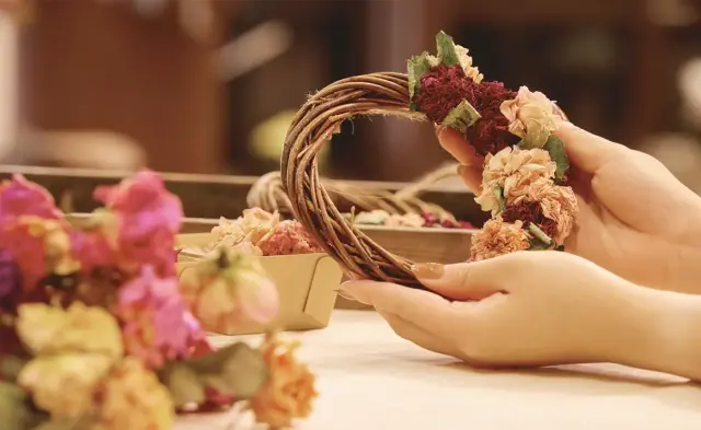 以花草为素材的手作体验也相当丰富