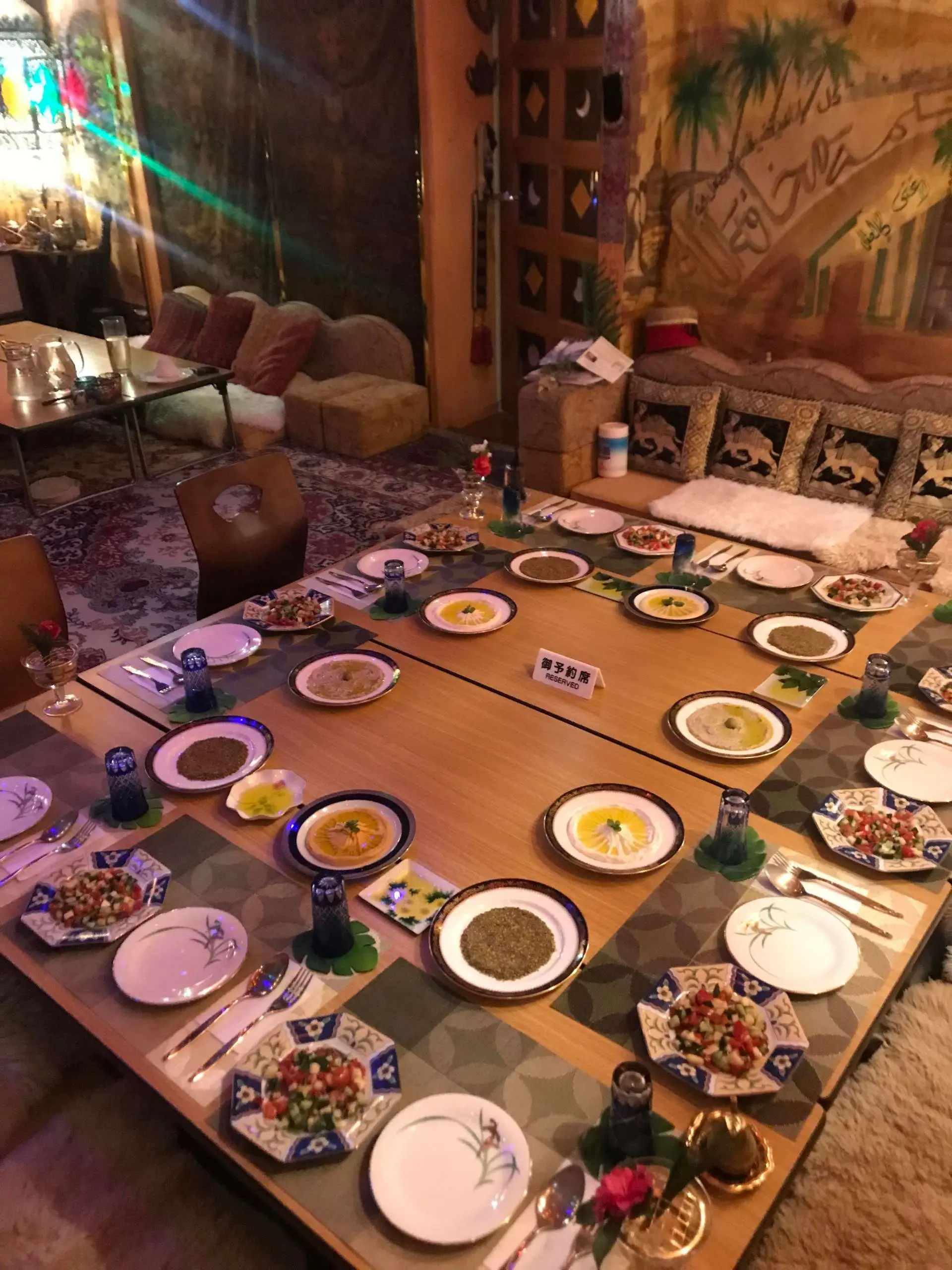 月の砂漠 - メニュー、ランチ・ディナー予算 & アクセス & 周辺情報