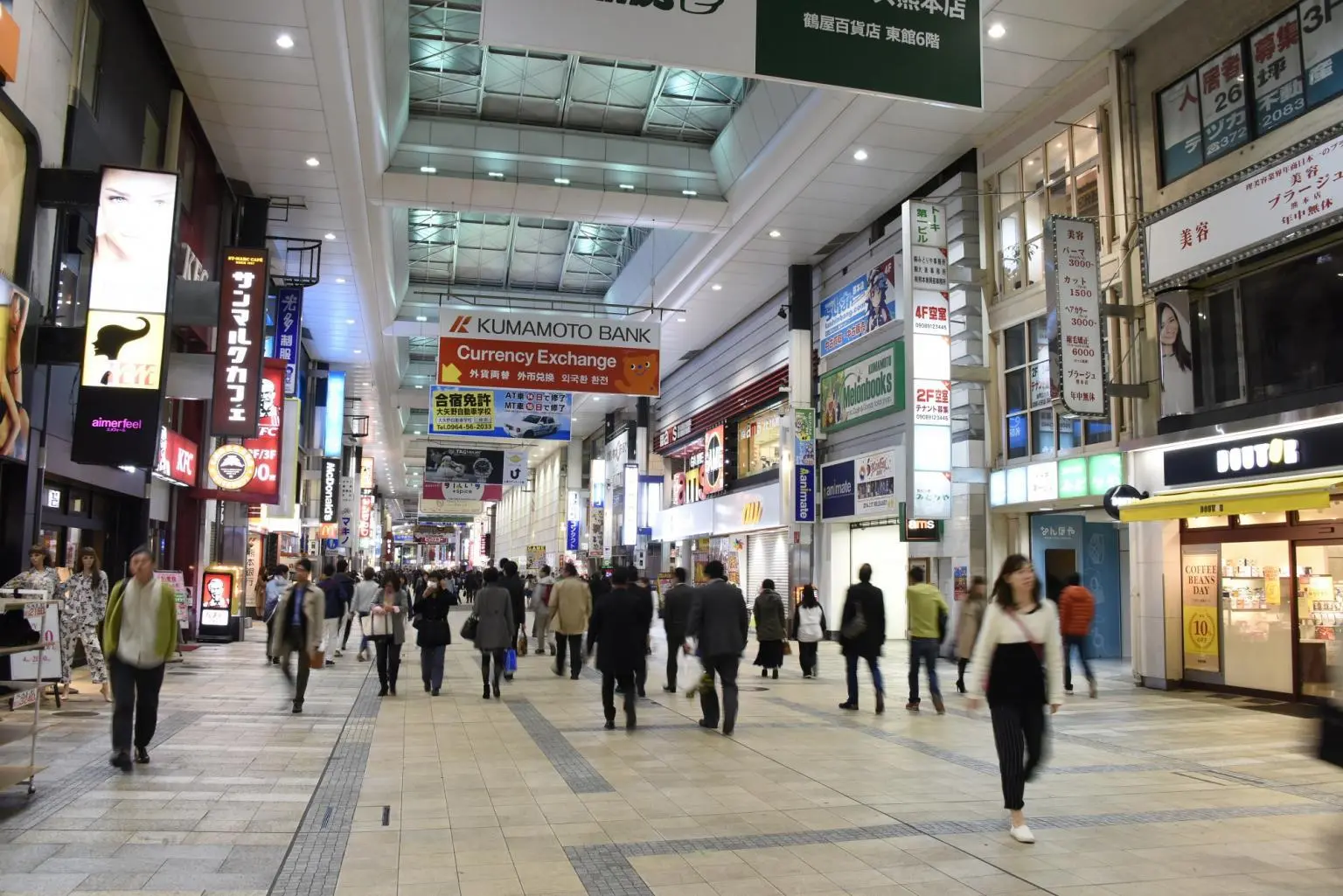 活動歴および当時の関連ビジュアル記録