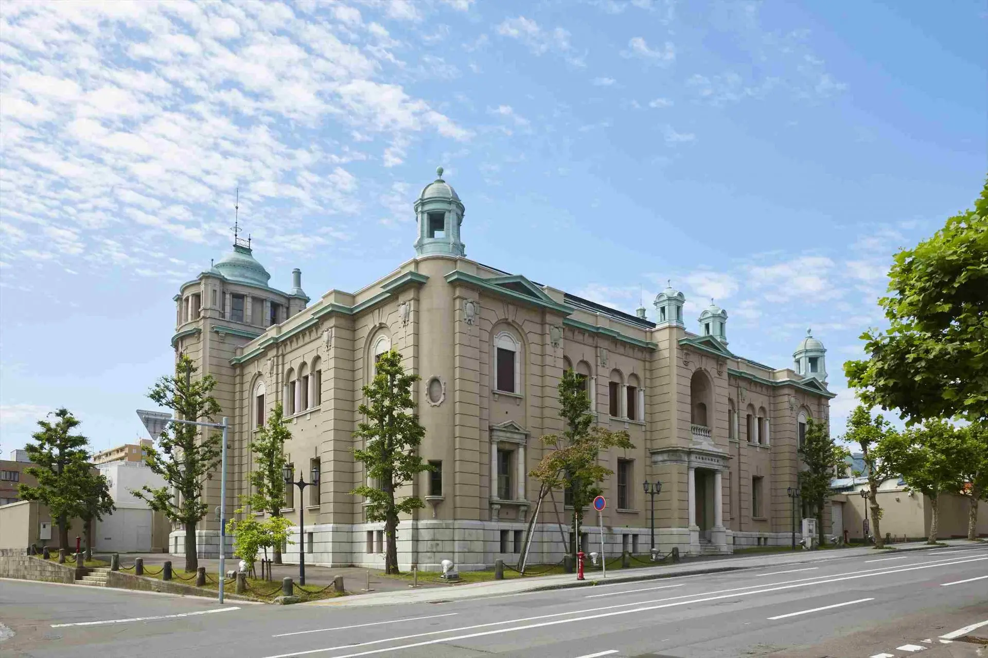 日本銀行旧小樽支店金融資料館 - 見どころ、アクセス、口コミ & 周辺