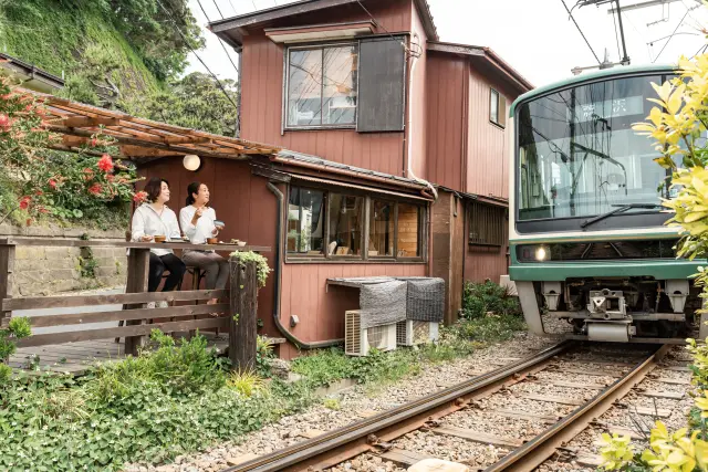 YORIDOKORO 稲村崎本店