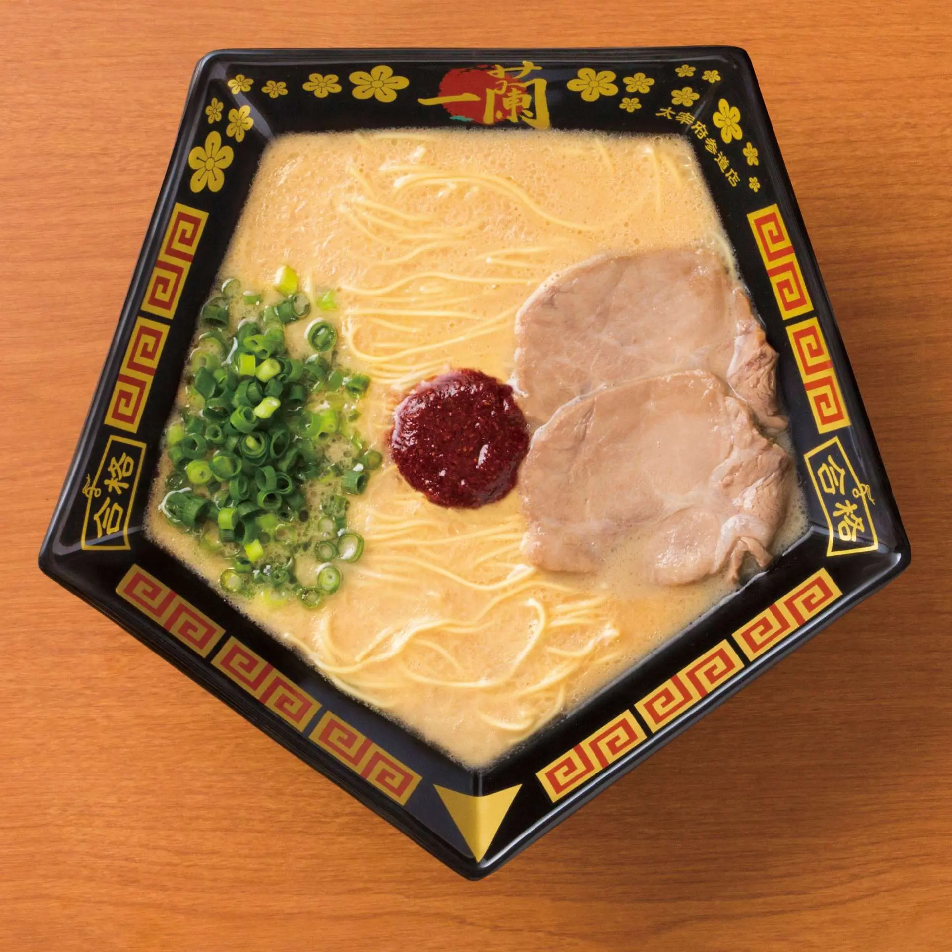 一蘭 太宰府参道店 - メニュー、ランチ・ディナー予算 & アクセス