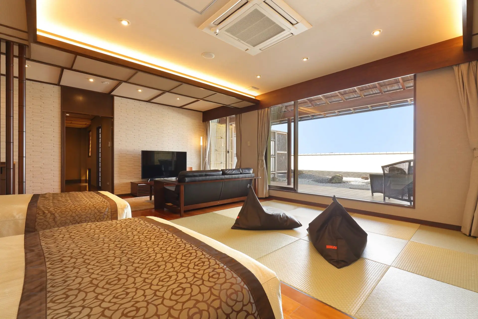 Arima Onsen Taketoritei Maruyama - Where to Stay, Access, Hours