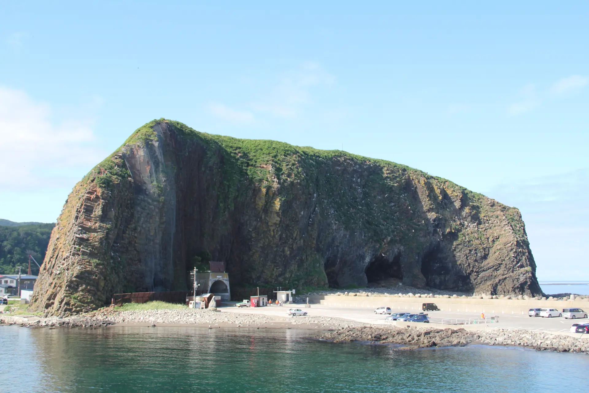 オロンコ岩 - 見どころ、アクセス & 周辺情報 | GOOD LUCK TRIP