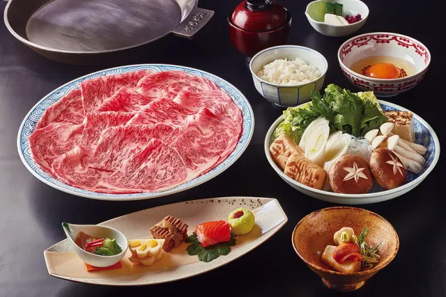 「極上霜降りすき焼御膳」