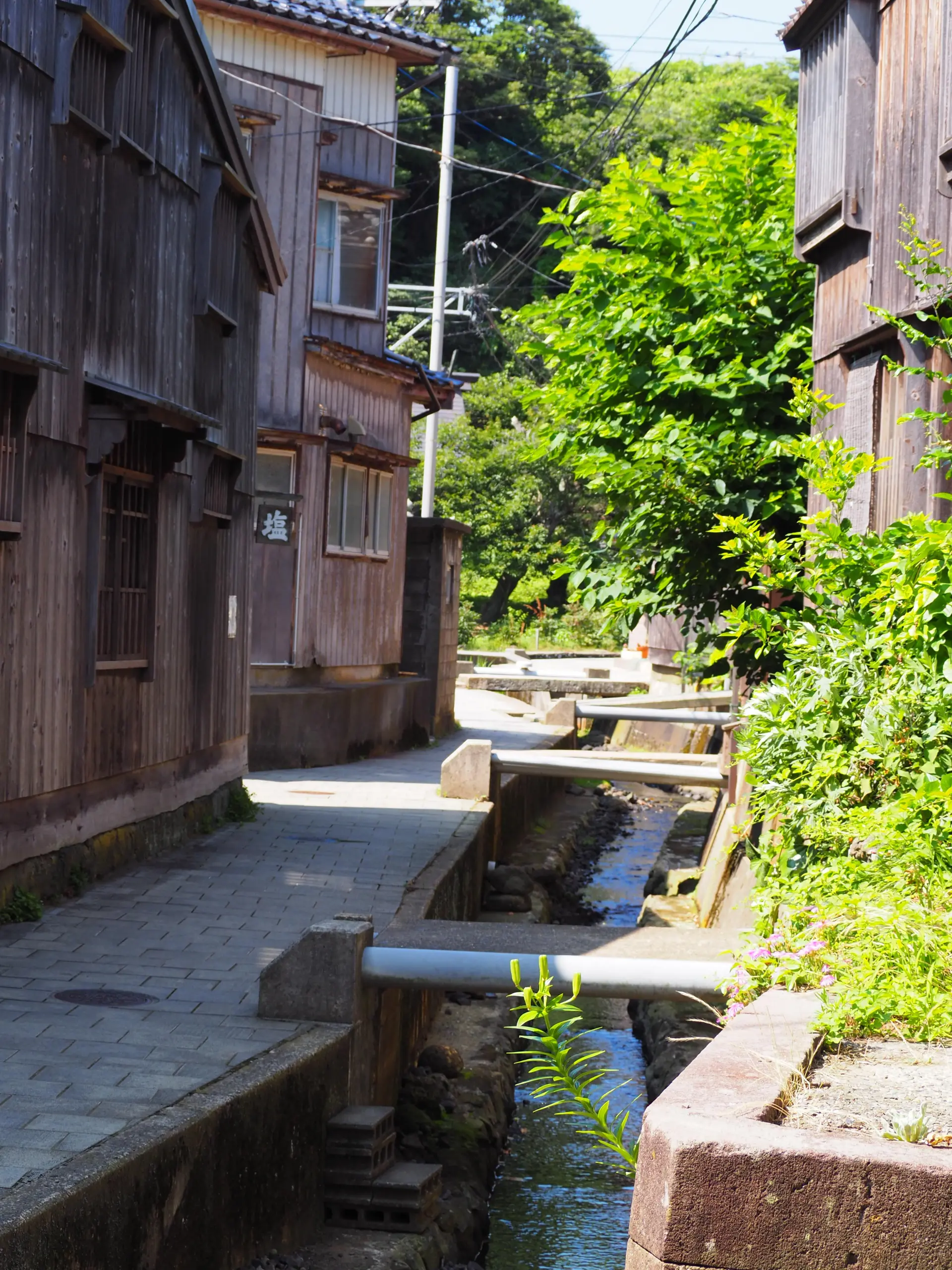 宿根木 - 景點指南、常見問題、星評、周邊景點 & 交通資訊