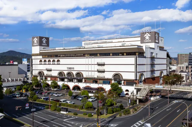 倉敷駅に隣接し、観光後に立ち寄るのも便利