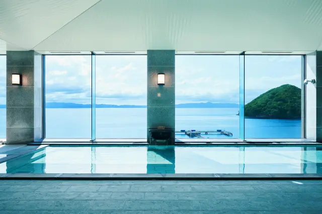 絶景が自慢の展望風呂