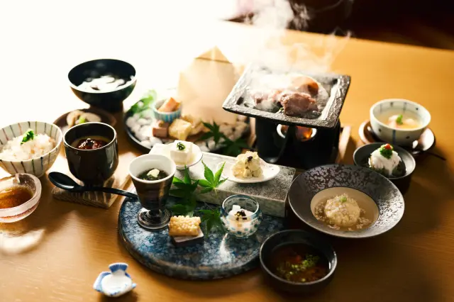 地元の恵みが詰まった会席料理