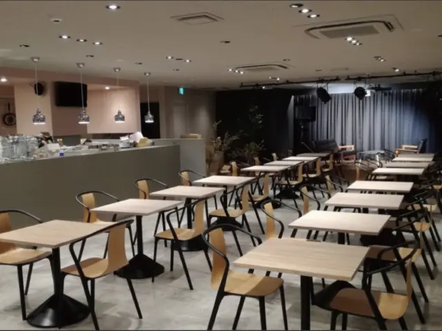 さまざまなコラボメニューが登場する7階カフェ