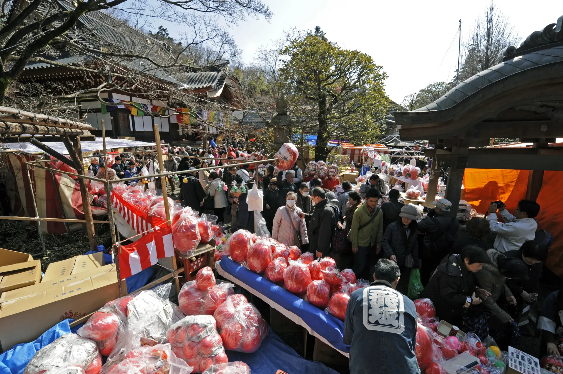 深大寺だるま市