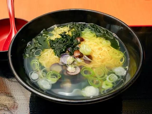 一番人気の「小川原湖産しじみラーメン」