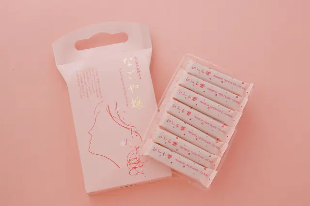 名古屋の定番土産として愛されるチョコサンドクッキー