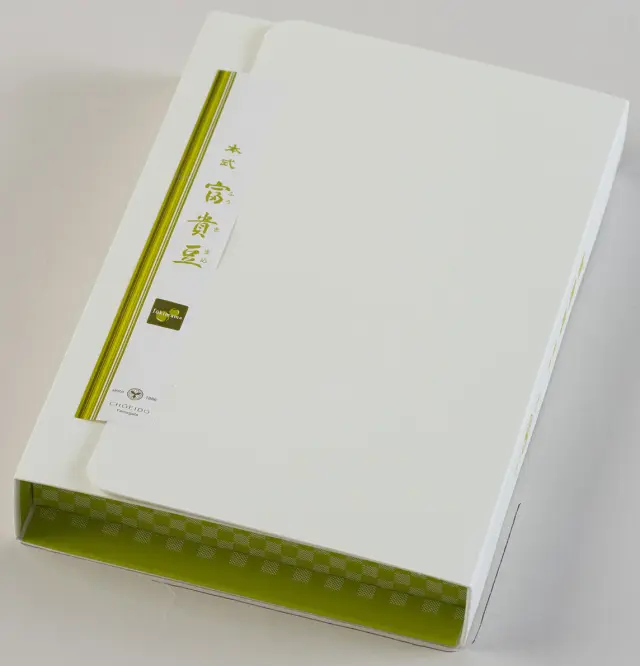 上品なパッケージは贈り物にもぴったり