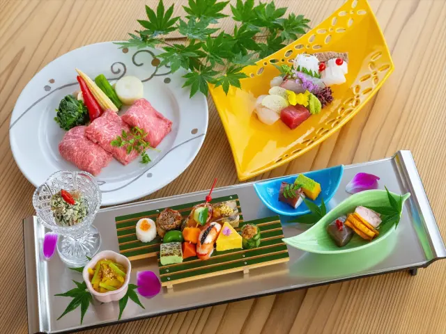 奈良の地素材をふんだんに盛り込んだ料理も自慢