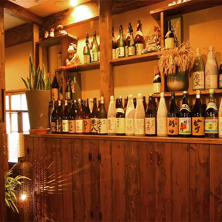 神戸牛の旨みと甘みとマッチングする焼酎や日本酒も豊富