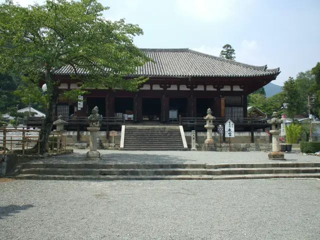 當麻曼荼羅が安置される本堂（曼荼羅堂）