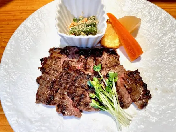 「ハラミステーキ」