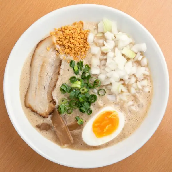こってりな味わいの「スタミナラーメン」