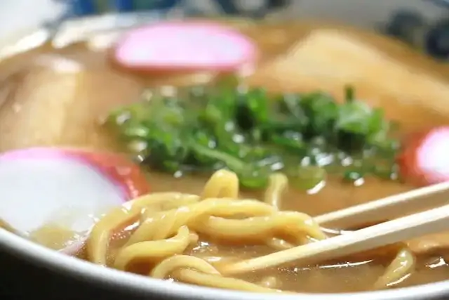 お好みで細麺を選ぶこともできる