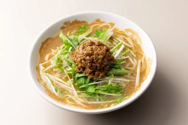 濃厚な特製肉味噌をのせた「肉味噌らーめん」