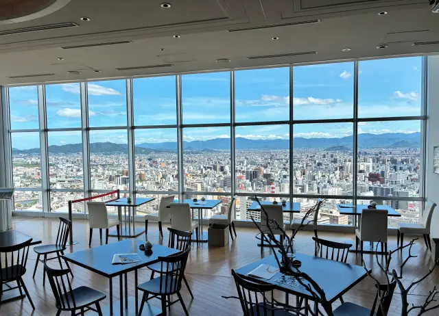 高松市内を一望できる「29階展望スペース」