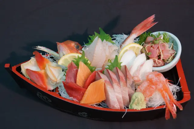 刺身盛り合わせ