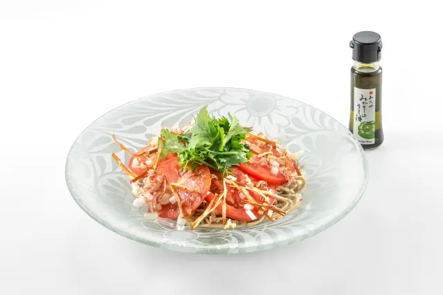 トマト＆パクチーぶっかけそば