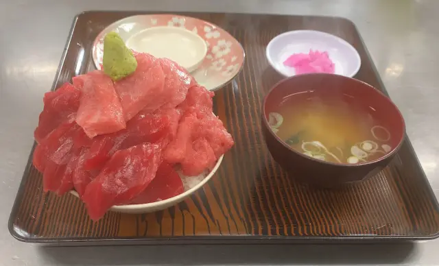 マグロ丼 小